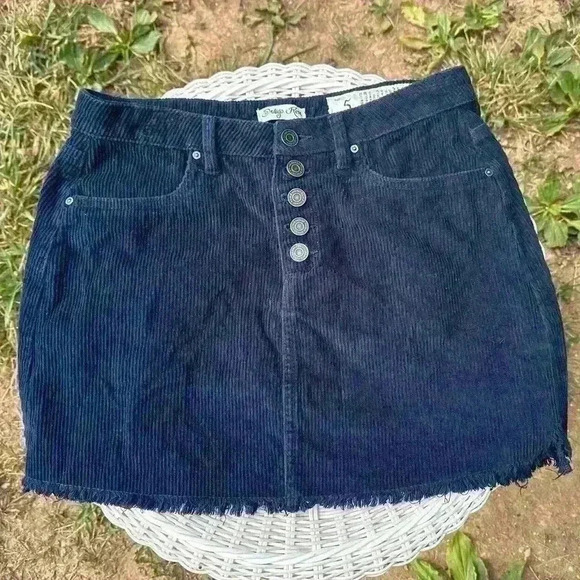 Indigo Rein Dresses & Skirts - Indigo Rein corduroy mini size 5. Frayed hem. Navy blue mini